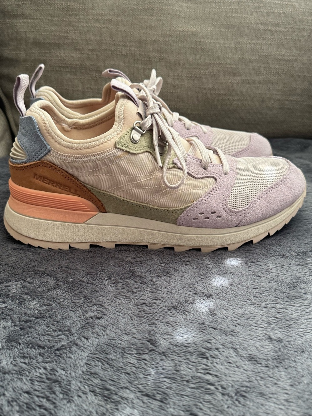 Merrell Women's Pastel Multicolor Lace-Up Sneaker